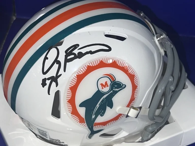DOUG BETTERS MIAMI DOLPHINS BECKETT AUTHENTIC  SIGNED 70'S THROWBACK MINI HELMET