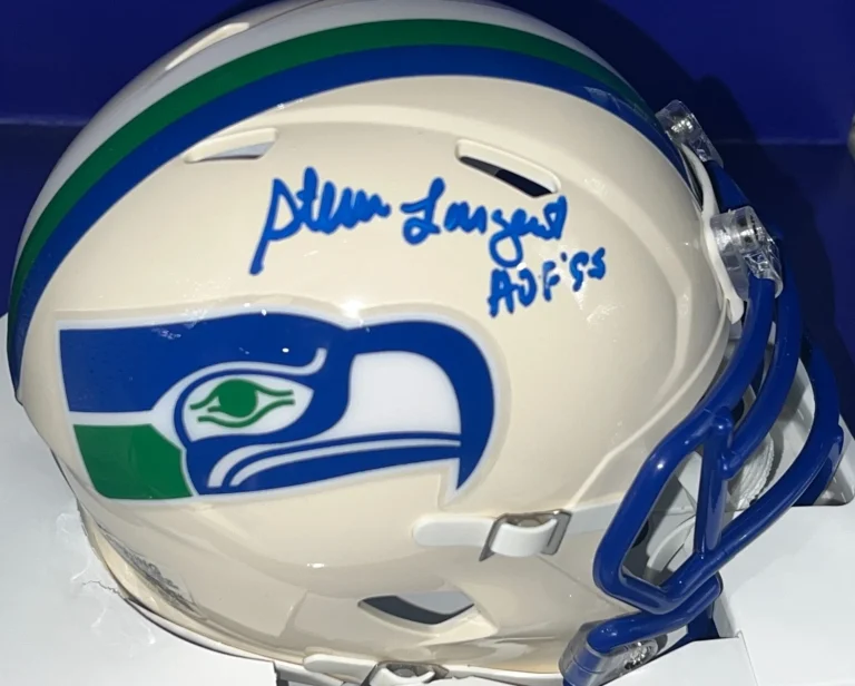 STEVE LARGENT SEATTLE SEAHAWKS HOF 95 BECKETT AUTHENTIC RETRO SIGNED MINI HELMET