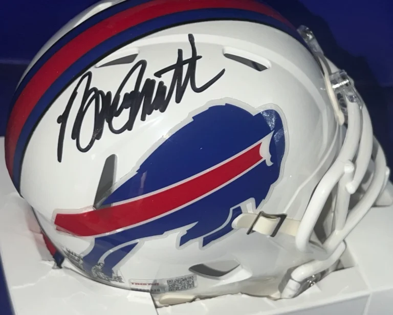 BRUCE SMITH BUFFALO BILLS  TRI STAR AUTHENTICATED SIGNED MINI HELMET