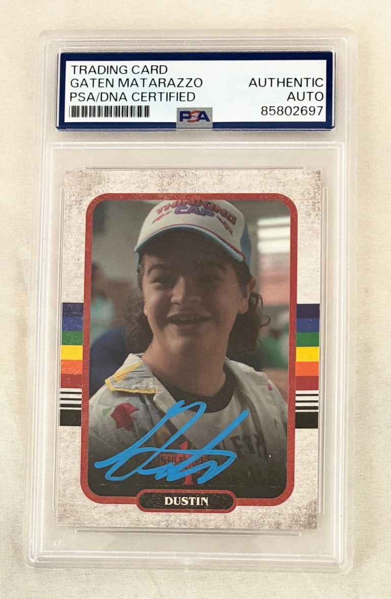 Gaten Matarazzo Signed Card Stranger Things Dustin PSA/DNA 1 COA