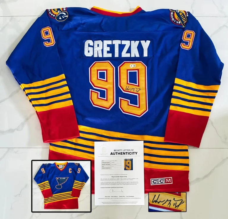 Wayne Gretzky Signed Jersey St. Louis Blues Beckett BAS COA