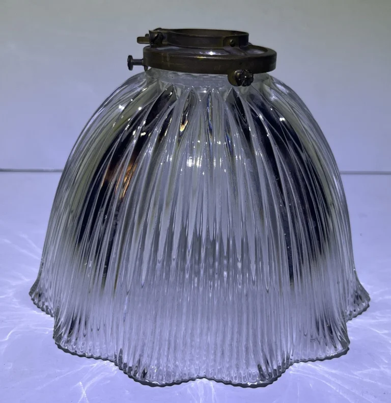 Antique Clear Ribbed Scalloped Edge Glass Lamp Shade  2.25