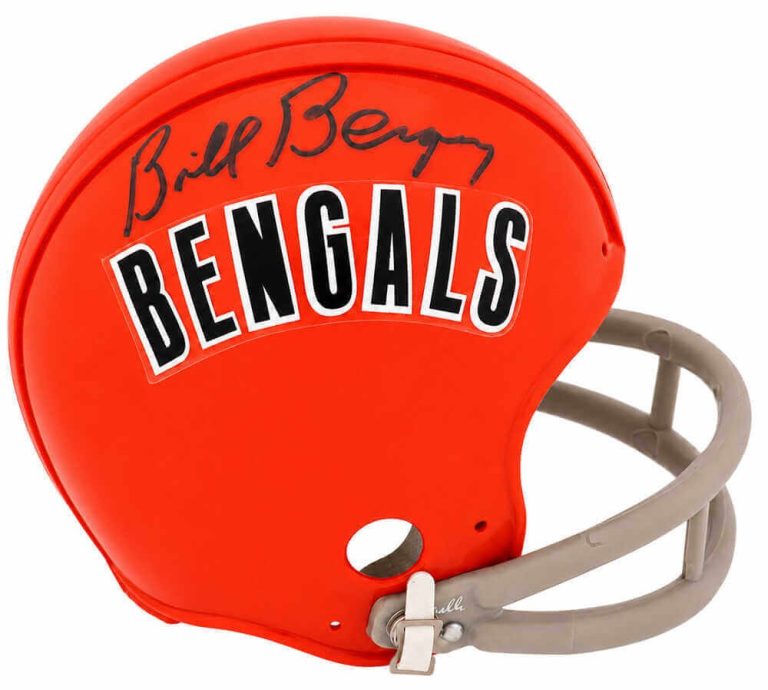 Bill Bergey Signed Bengals T/B 2-Bar Riddell (VSR4) Mini Helmet - (SCHWARTZ COA)