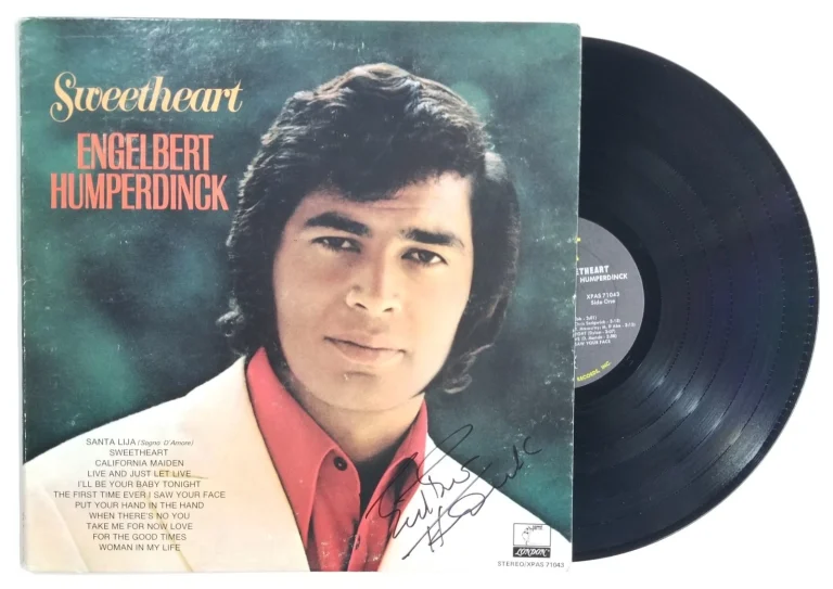 Engelbert Humperdinck hand SIGNED Sweetheart Vinyl Record JSA COA Autographed