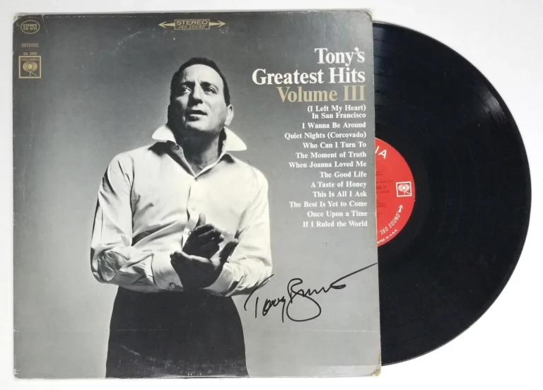 Tony Bennett hand SIGNED Greatest Hits Volume 3 Vinyl Record JSA COA Autograph