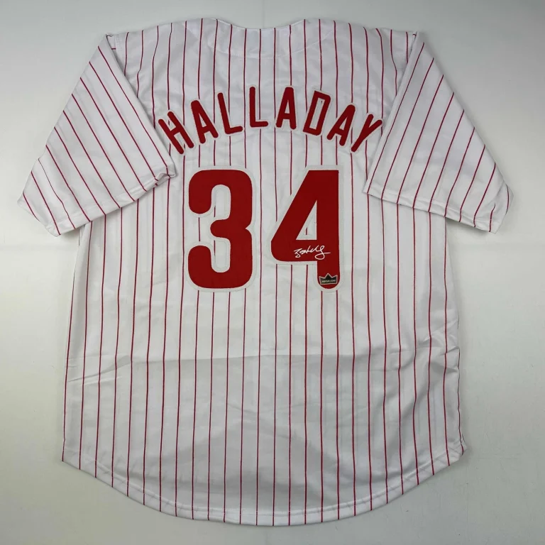 Facsimile Autographed Roy Halladay Philadelphia Pinstripe Reprint Jersey Size XL
