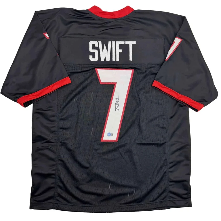 Autographed/Signed D'ANDRE SWIFT Georgia Black College Football Jersey JSA COA