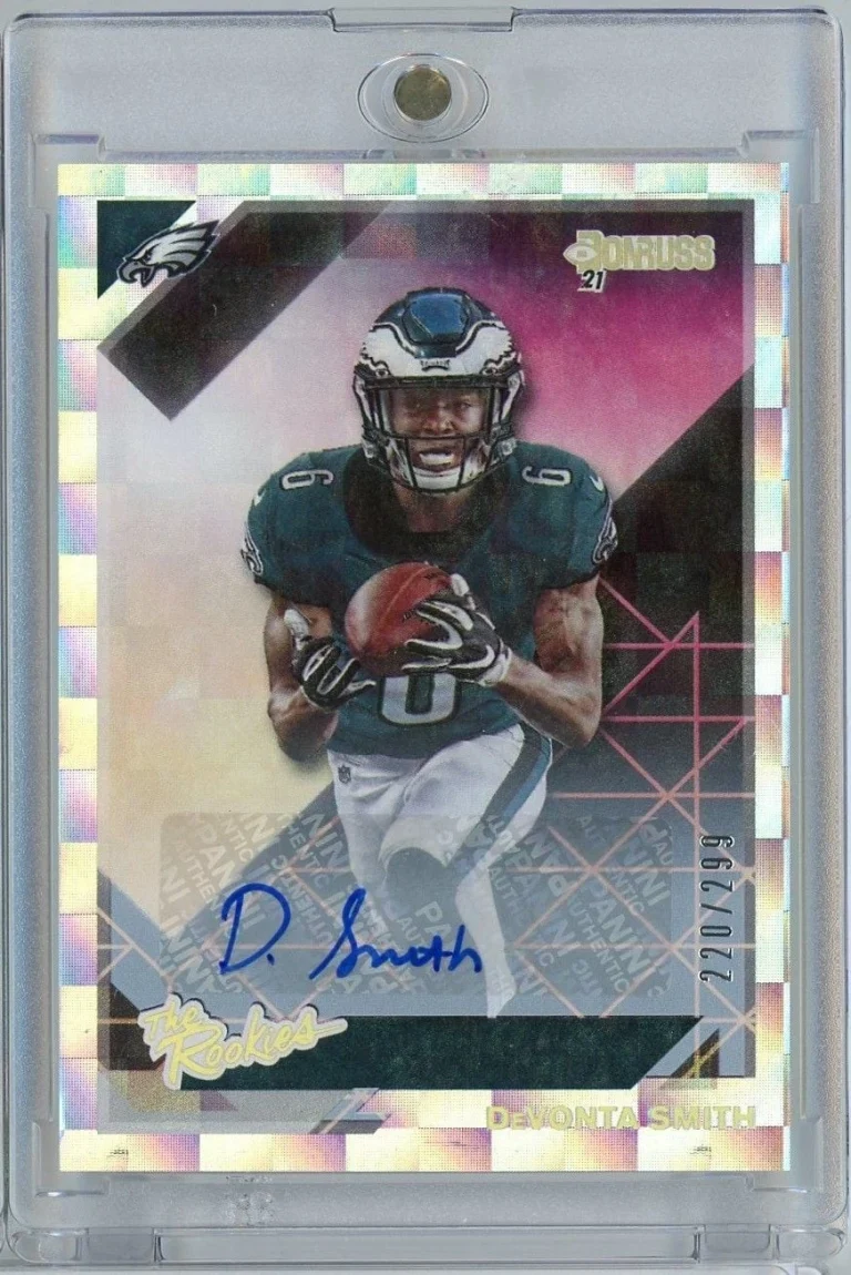 2021 Donruss Devonta Smith #TRDVS /299 The Rookies Auto Rookie RC Football Card