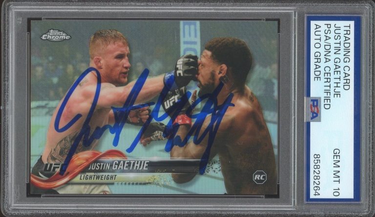 2018 Topps Chrome UFC #71 Justin Gaethje Signed Refractor Rookie PSA AUTO 10 RC