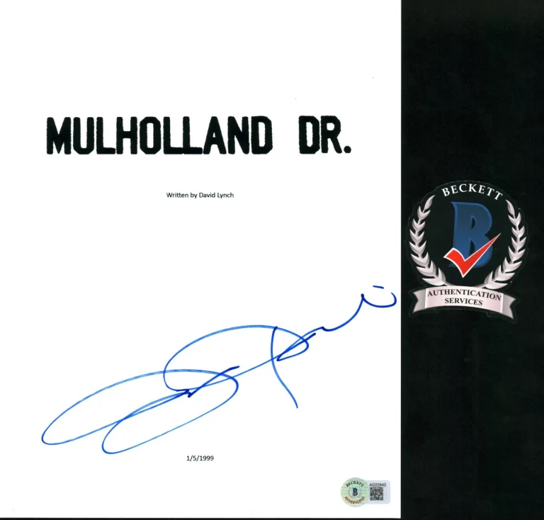 Justin Theroux SIGNED Mulholland Dr. Full Pilot Script Beckett COA BAS Lynch