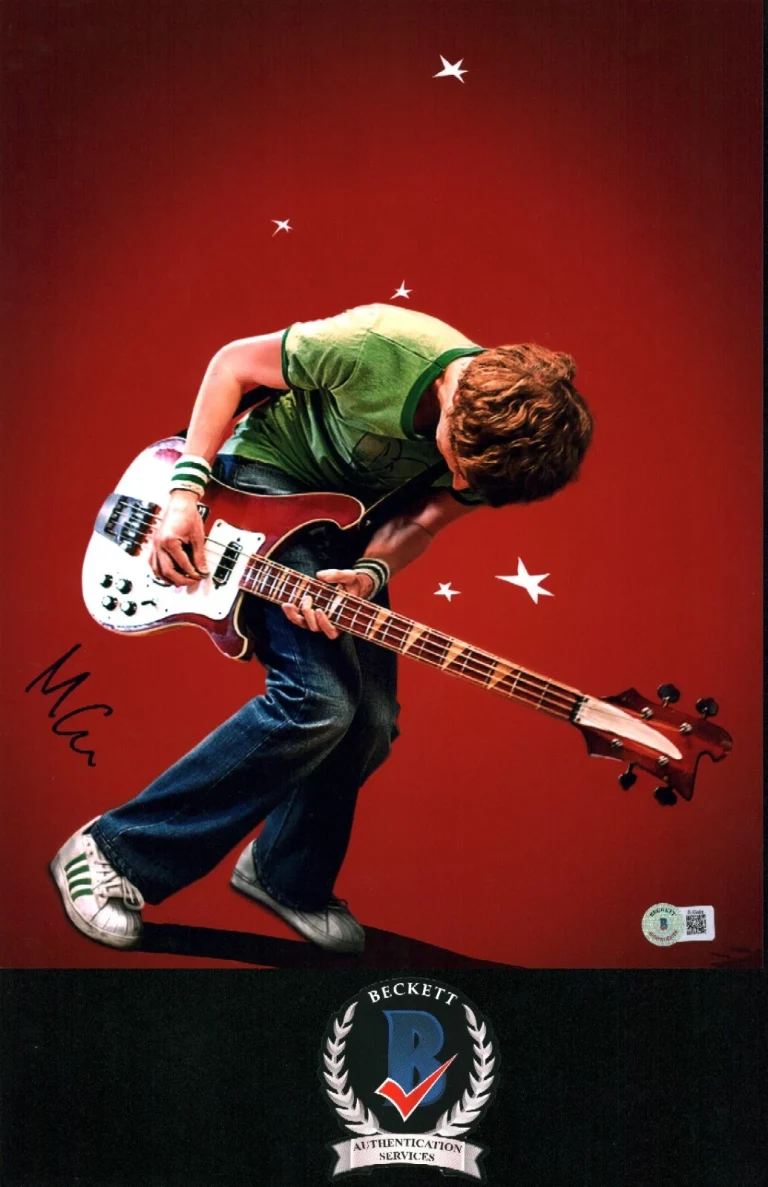 MICHAEL CERA SIGNED SCOTT PILGRIM VS THE WORLD 11X14 PHOTO BECKETT BAS COA