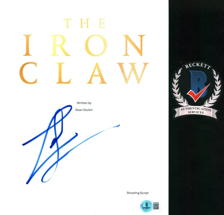 ZAC EFRON SIGNED THE IRON CLAW FULL MOVIE SCRIPT AUTOGRAPH BECKETT BAS COA