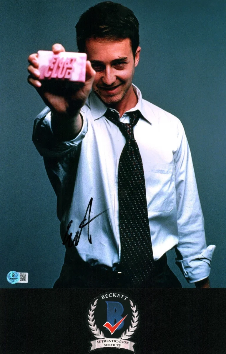 EDWARD NORTON SIGNED FIGHT CLUB TYLER DURDEN 11X14 PHOTO FINCHER FILM BAS COA
