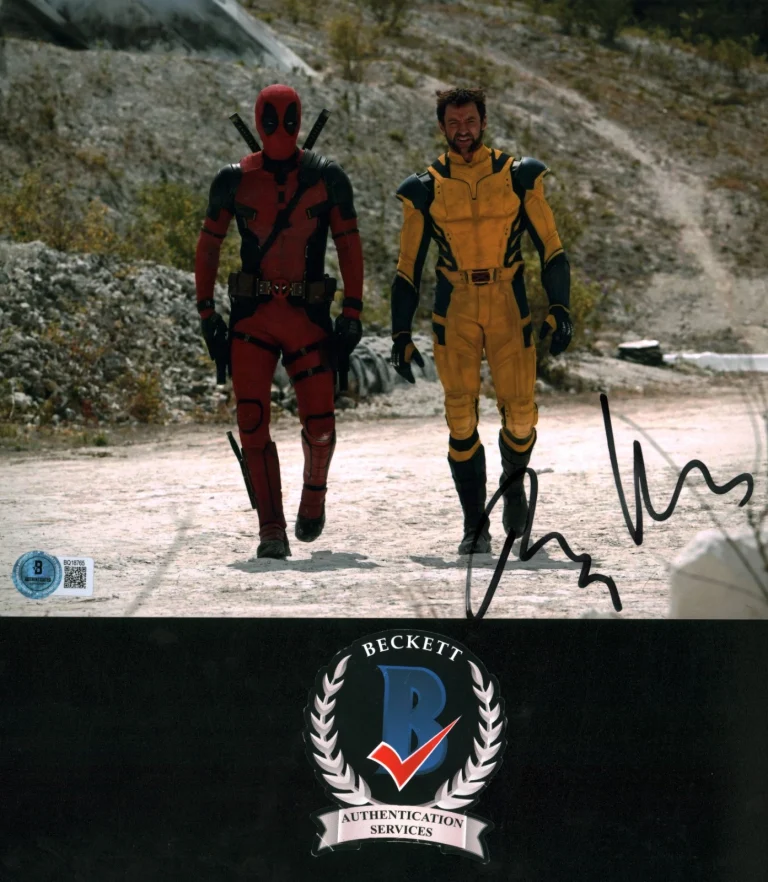 RYAN REYNOLDS SIGNED DEADPOOL WOLVERINE WADE WILSON 8X10 MARVEL PHOTO BAS COA