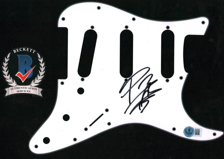 POST MALONE SIGNED PICK GUARD STRAT GUITAR RAPPER COUNTRY BAS LOA COA BECKETT