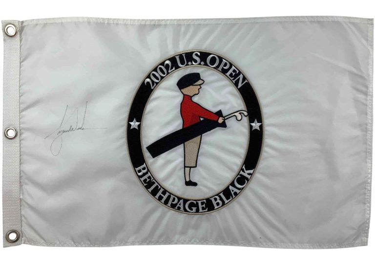 Tiger Woods Signed 2002 U.S. Open Bethpage Black On-Course Golf Flag JSA LOA