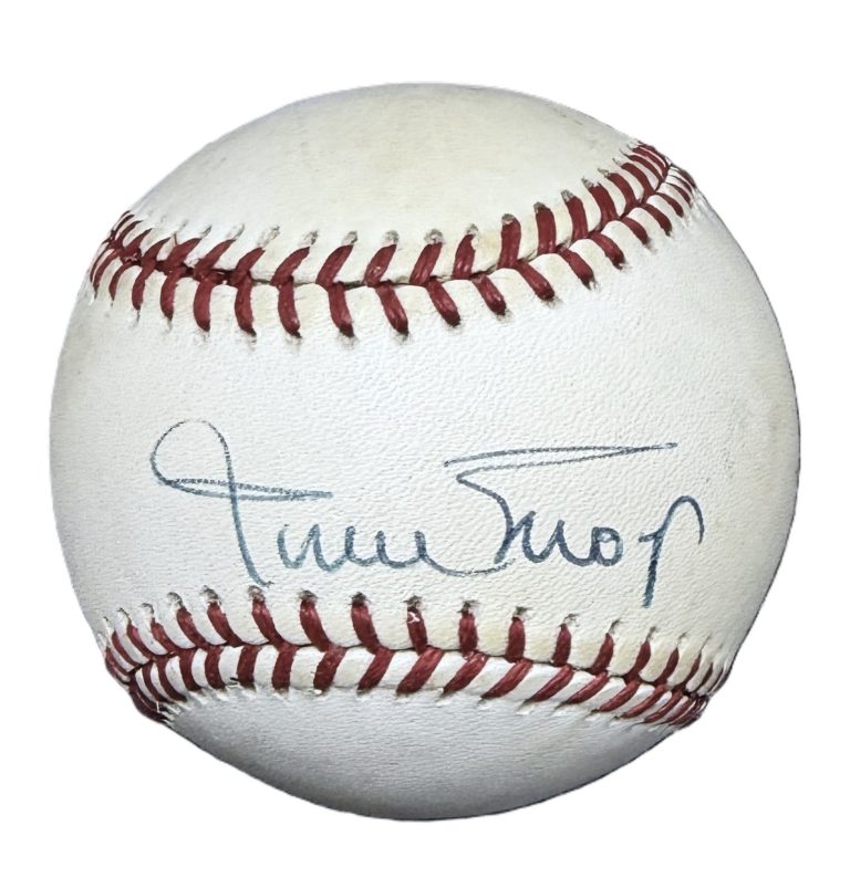 Willie Mays Signed Auto ONL Baseball SF Giants Say Hey Kid Vintage JSA COA HOF