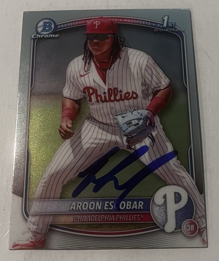 AROON ESCOBAR SIGNED AUTOGRAPHED 2025 BOWMAN CHROME PROSPECT BASEBALL CARD AUTO