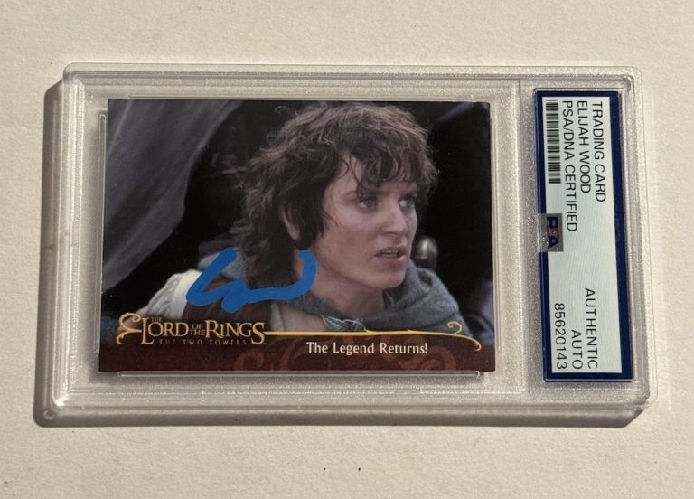 ELIJAH WOOD SIGNED AUTO LORD OF THE RINGS THE TWO TOWERS 2002 TOPPS PROMO L1 PSA