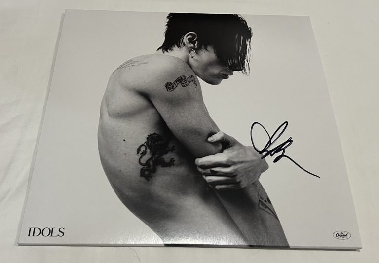 YUNGBLUD SIGNED IDOLS VINYL RECORD JSA
