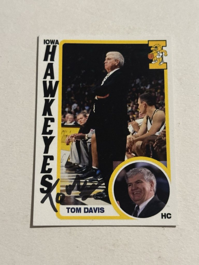 TOM DAVIS SIGNED AUTO 2020 STCC Iowa Hawkeyes Legends Card COACH RARE COA