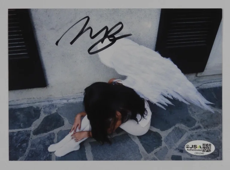 Madison Beer JSA Signed Autograph Record Album Vinyl Insert Locket