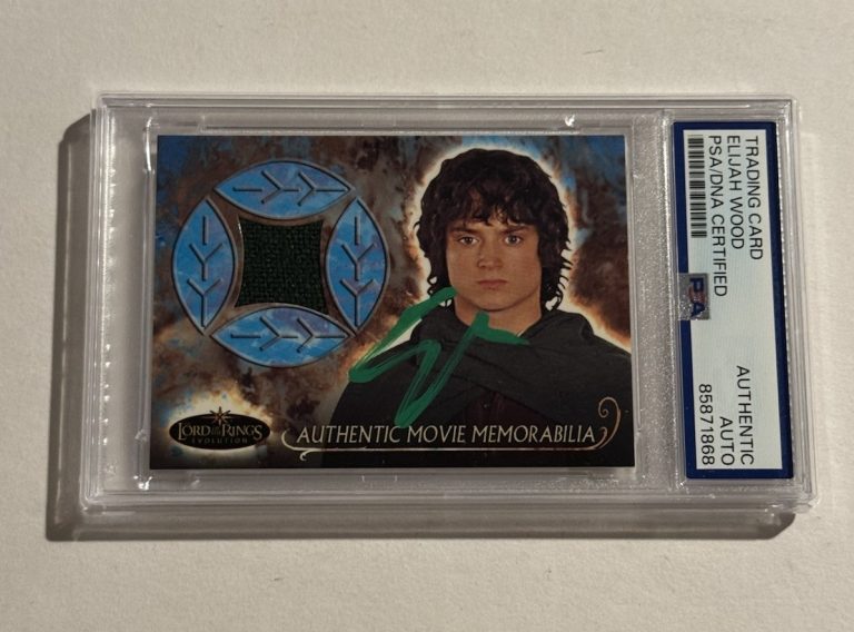 Elijah Wood Signed Auto Topps The Lord of the Rings Costume Relic Frodo RC PSA
