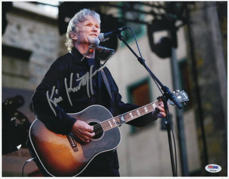 KRIS KRISTOFFERSON SIGNED AUTOGRAPH 11X14 PHOTO -A STAR IS BORN, HIGHWAYMEN, PSA