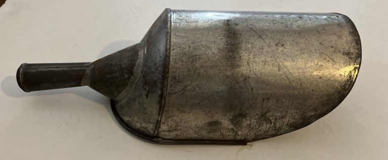 LARGE 17”x8” Vintage Primitive Tin Scoop Farmhouse,  Perfect for Sugar, Grain,