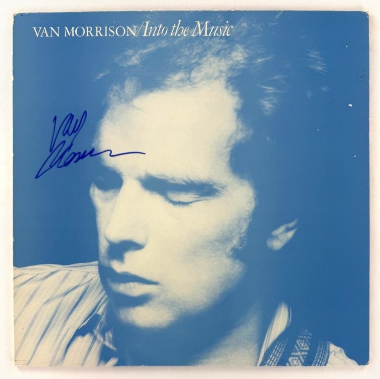 Van Morrison Signed Autograph Into the Music Album Vinyl Record w/ Beckett COA