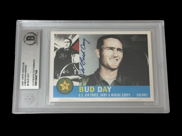 Bud Day Medal Of Honor MOH Signed Autograph 2009 Topps Heritage Hero Beckett BAS