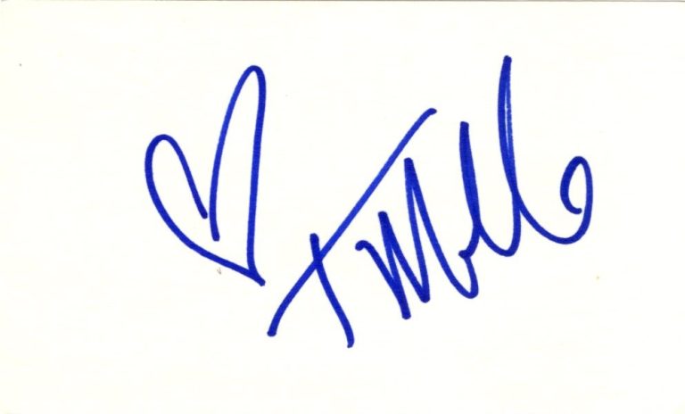 Tamara Mello She's All That Popular Nothing Sacred Signed Autograph