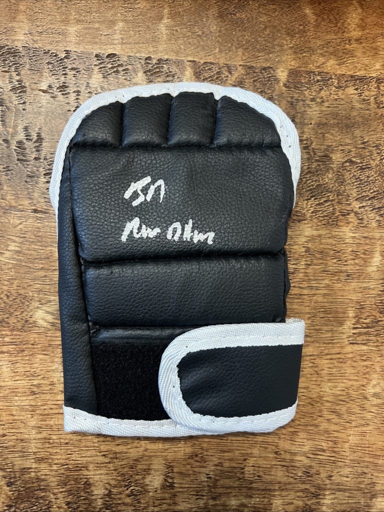Brandon Royval Signed MMA Glove Beckett BAS Autographed Raw Dawg