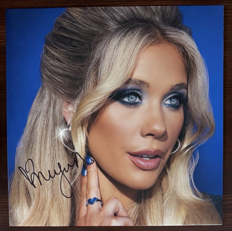 Megan Moroney Am I Okay? SIGNED ON White Vinyl LP Jacket Autograph PSA DNA COA
