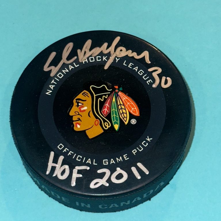 ED BELFOUR Signed Chicago BLACKHAWKS Official GAME Puck Beckett (BAS) w/ HOF