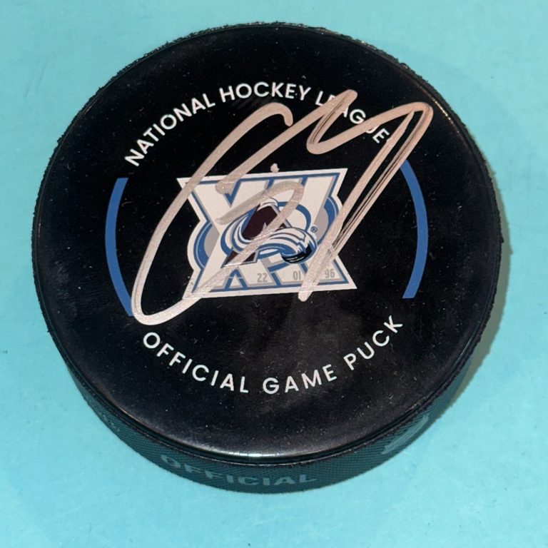 GAVIN BRINDLEY Signed Colorado AVALANCHE 30th Official GAME Puck Beckett (BAS)