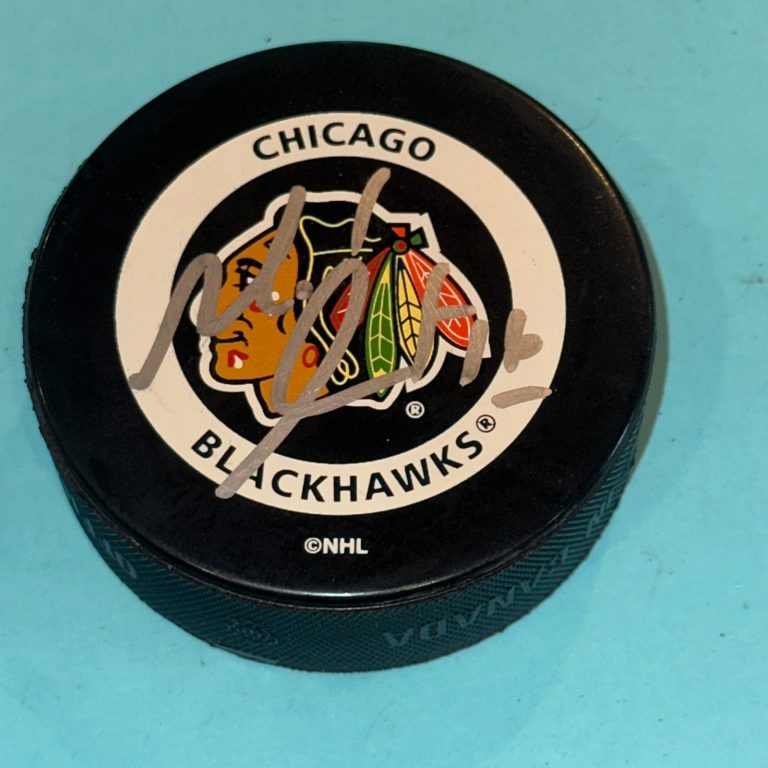 MICHEL GOULET Signed Chicago BLACKHAWKS Official GAME Puck Beckett (BAS)