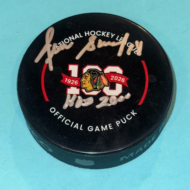 DENIS SAVARD Signed BLACKHAWKS 100th Ann Official GAME Puck Beckett (BAS) w/ HOF