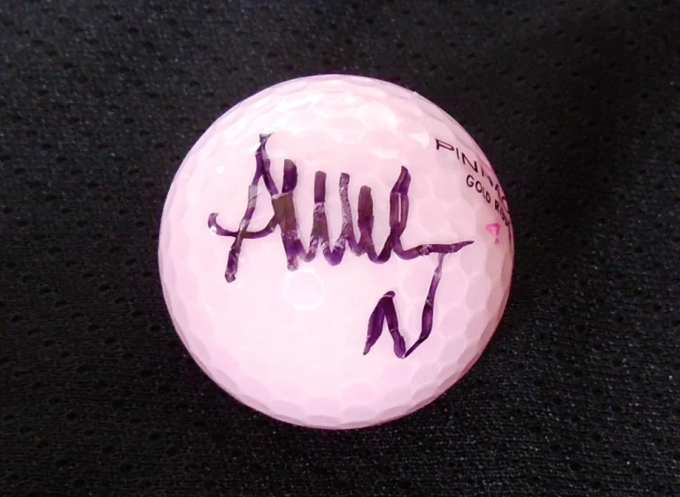 ANNA NORDQVIST AUTOGRAPHED PINK GOLF BALL (LPGA) W/ PROOF!