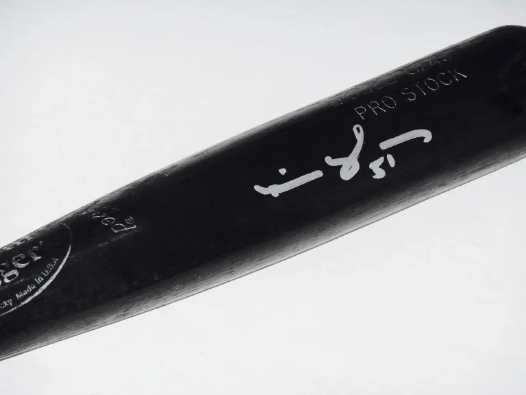 MIKE GONZALEZ AUTOGRAPHED BAT (PIRATES / BRAVES) - Spring Training Used Bat!
