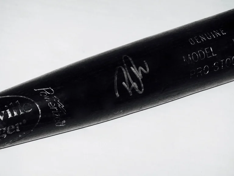 BOBBY PARNELL AUTOGRAPHED BAT (NEW YORK METS) - Spring Training Used Bat!