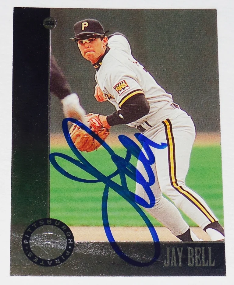 JAY BELL 1996 LEAF AUTOGRAPHED BASEBALL CARD (PITTSBURGH PIRATES)