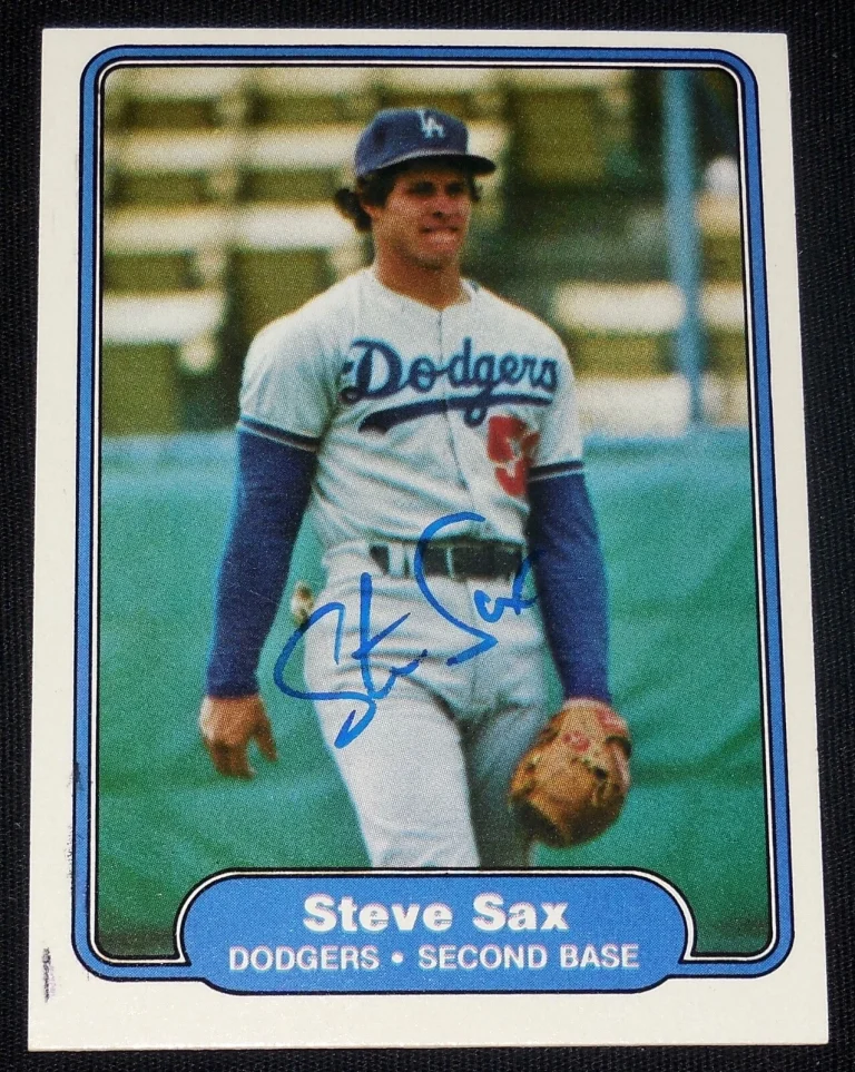 STEVE SAX AUTOGRAPHED 1982 FLEER #21 ROOKIE CARD (DODGERS) W/ COA!