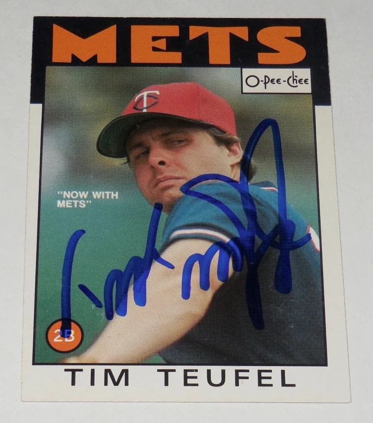TIM TEUFEL 1986 O-PEE-CHEE AUTOGRAPHED BASEBALL CARD (NEW YORK METS)