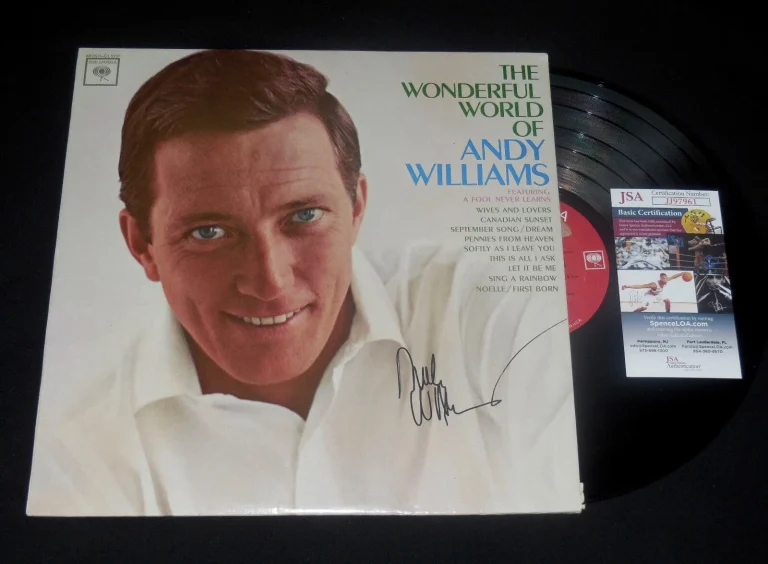 ANDY WILLIAMS AUTOGRAPHED RECORD ALBUM (THE WONDERFUL WORLD OF) - JSA COA!