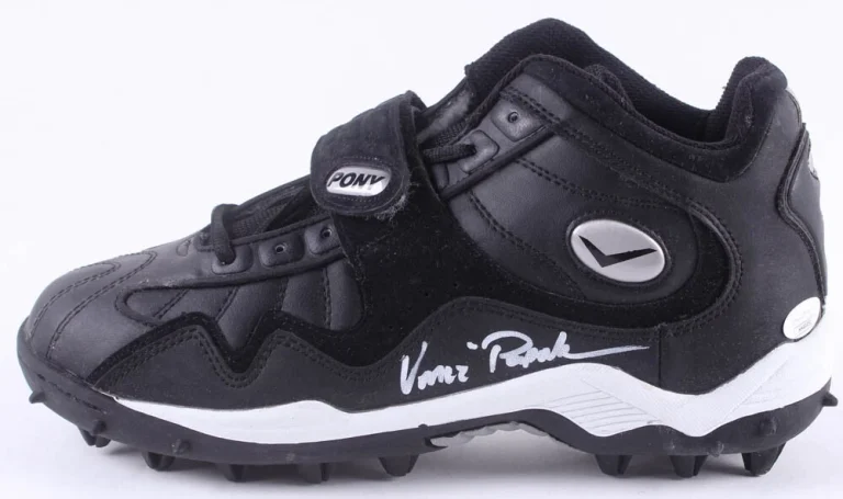 VINCE PAPALE AUTOGRAPHED PONY FOOTBALL CLEAT (PHILADELPHIA EAGLES) - JSA COA!