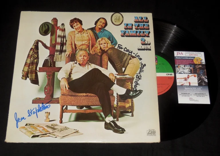 JEAN STAPLETON & SALLY STRUTHERS AUTOGRAPHED ALBUM (ALL IN THE FAMILY) - JSA COA