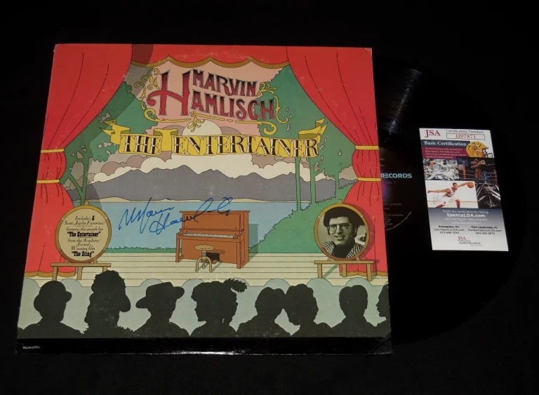MARVIN HAMLISCH AUTOGRAPHED VINYL RECORD ALBUM (THE ENTERTAINER) - JSA COA!