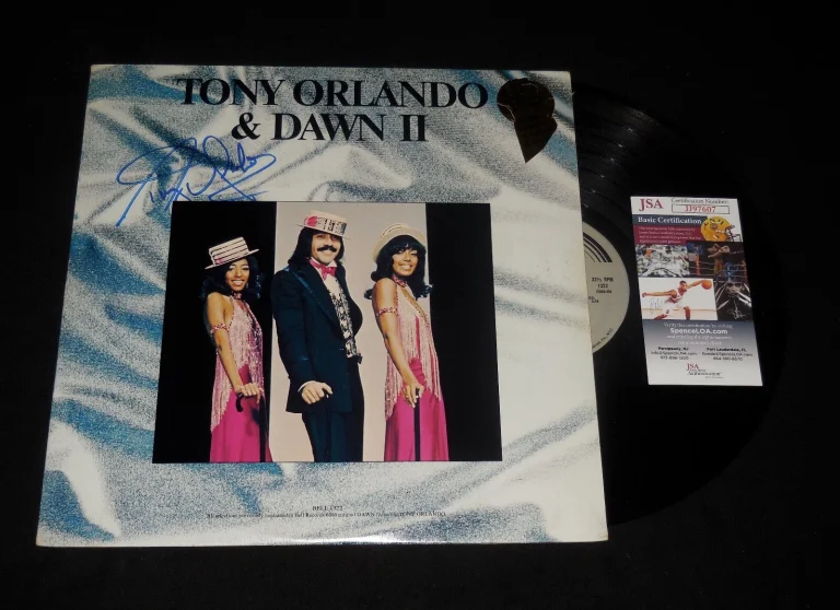TONY ORLANDO AUTOGRAPHED VINYL RECORD ALBUM (TONY ORLANDO & DAWN II) - JSA COA!