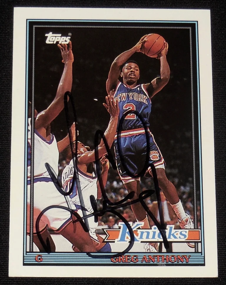 GREG ANTHONY AUTOGRAPHED 1993 TOPPS ARCHIVES BASKETBALL CARD (NEW YORK KNICKS)